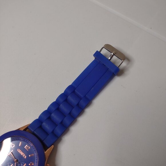 Blue And Gold Tone Geneva Analog Watch - Picture 3 of 13
